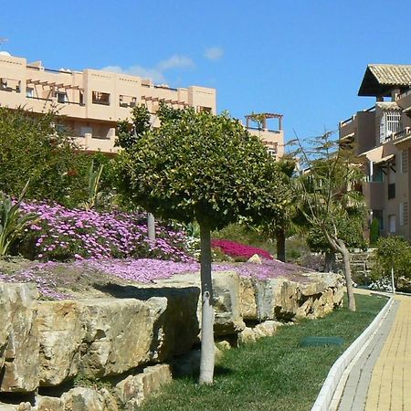 Penthouse With Roof Terrace, Bbq, Pool- And Sea Views Apartment Buenas Noches Bagian luar foto