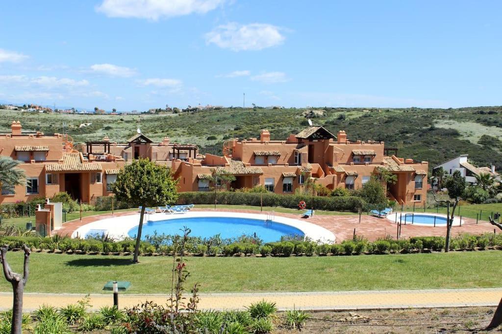 Penthouse With Roof Terrace, Bbq, Pool- And Sea Views Apartment Buenas Noches Bagian luar foto