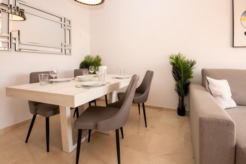 Penthouse With Roof Terrace, Bbq, Pool- And Sea Views Apartment Buenas Noches Bagian luar foto