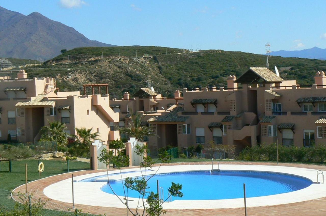 Penthouse With Roof Terrace, Bbq, Pool- And Sea Views Apartment Buenas Noches Bagian luar foto